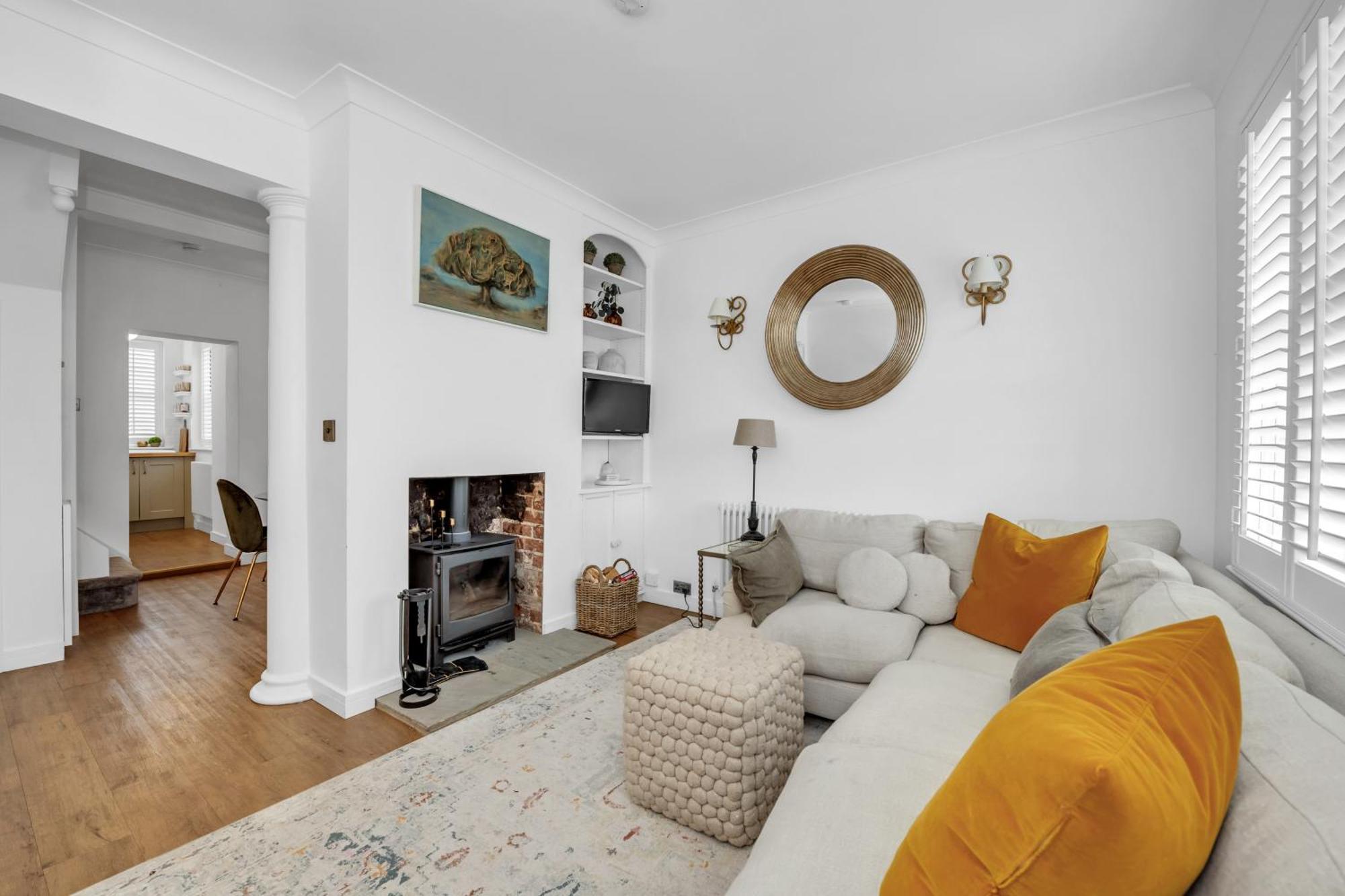 Charming Church Walk, Long Melford - 2 Bedroom Property With Parking 外观 照片