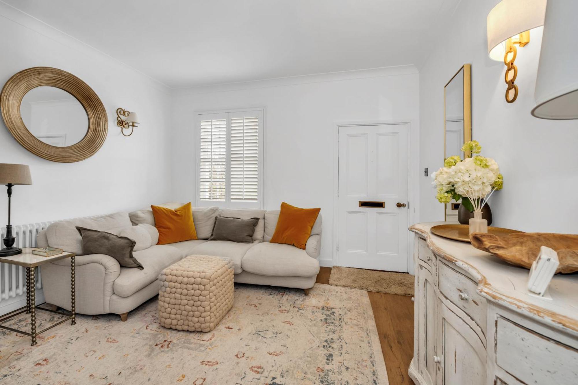 Charming Church Walk, Long Melford - 2 Bedroom Property With Parking 外观 照片